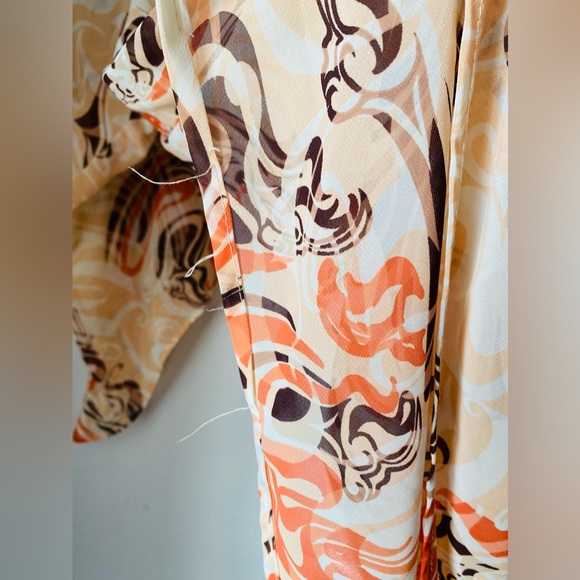 ASHLEY STEWART COLD SHOULDER SHEER FLORAL TOP - Picture 2 of 8